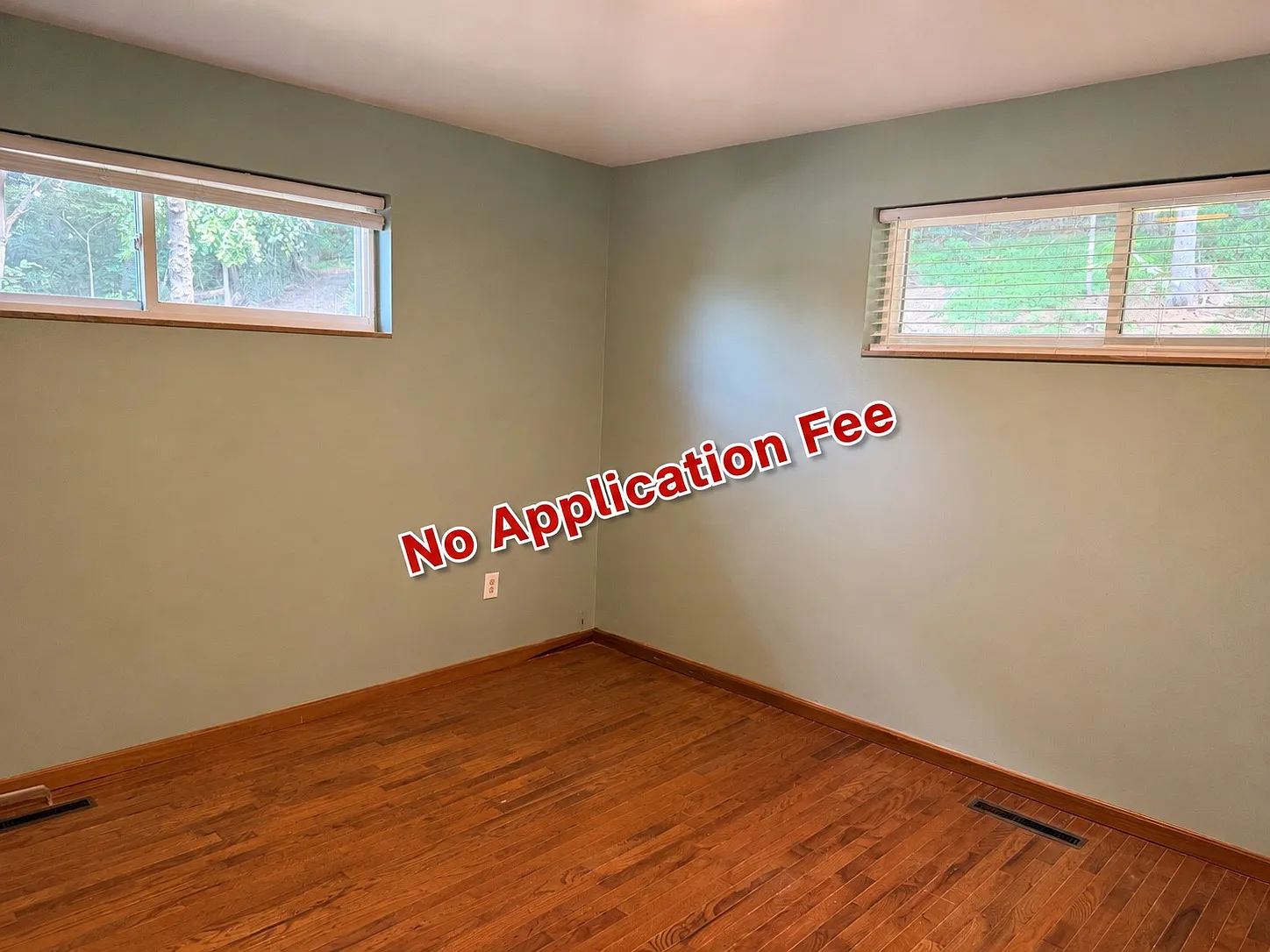 3 bed, 1.5 bath, 1712 sqft, $2,000 — Photo 3