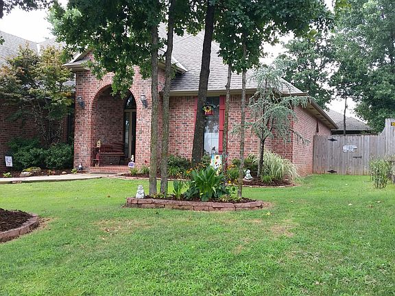 5th image of 2724 Ashebriar Ln