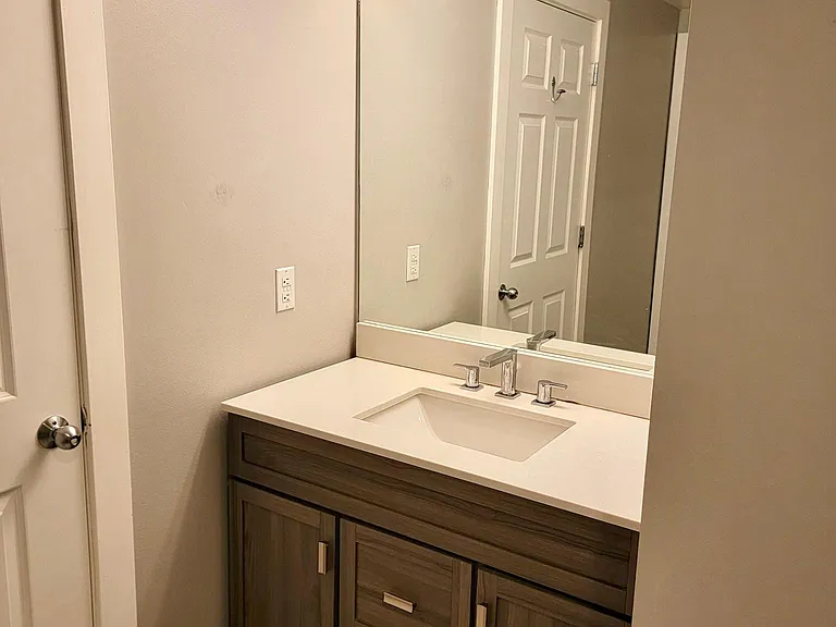 2600 2nd Ave #601 — Photo 10