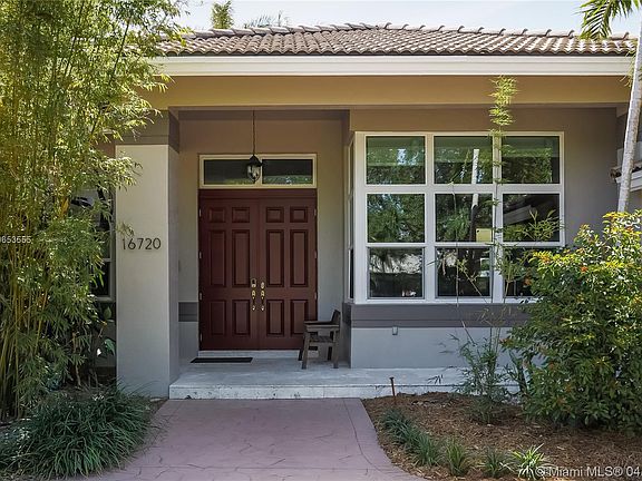 5th image of 16720 SW 78th Ave
