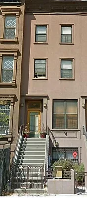 Rented by Kian Realty | media 22