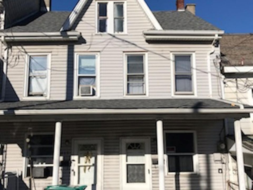 1st image of 933 W Mulberry St