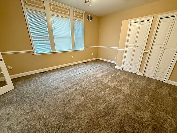 2nd image of 3330 E Hollywood Cir #A2