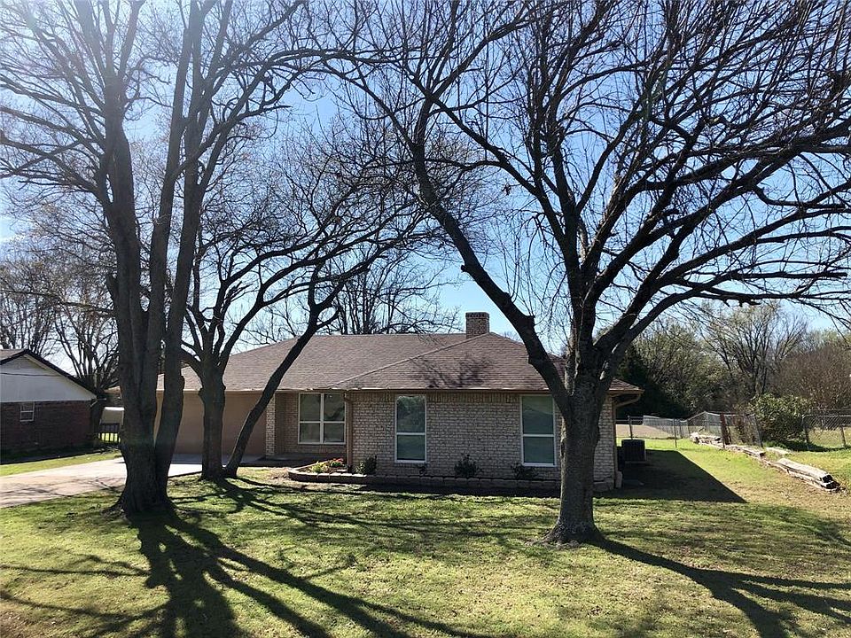 1st image of 107 Creekview Dr W