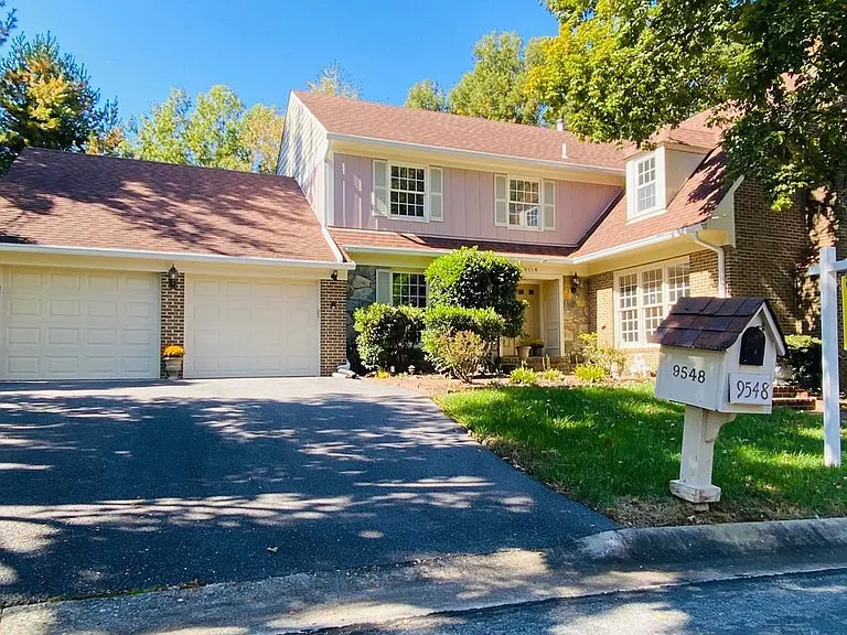 9548 Fox Hollow Dr — Photo 4