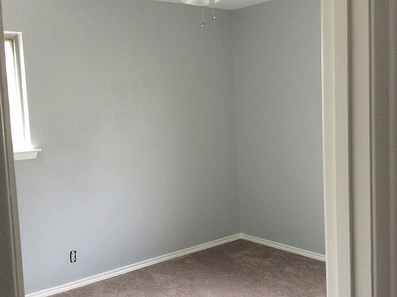 2nd image of 704 Simmons Dr