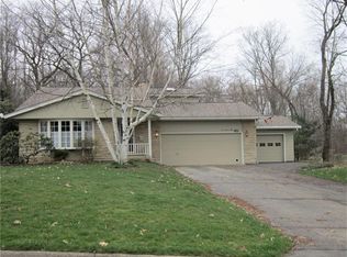 450 Laury Ln, New Wilmington, PA 16142