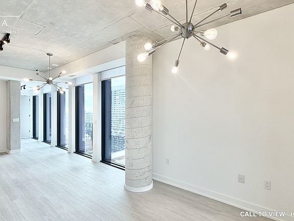 3rd image of 284 King St E #2005
