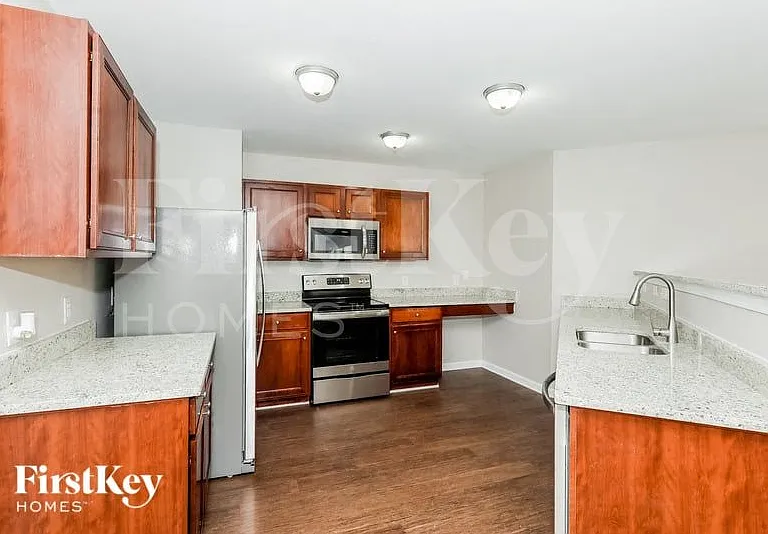 1434 Waterlily Ln — Photo 6