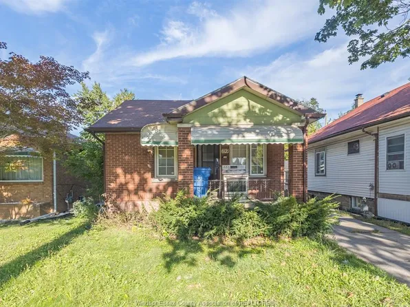 792 Partington Ave, Windsor, ON N9B 2N8