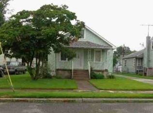 324 Lincoln Ave, Paulsboro, NJ 08066
