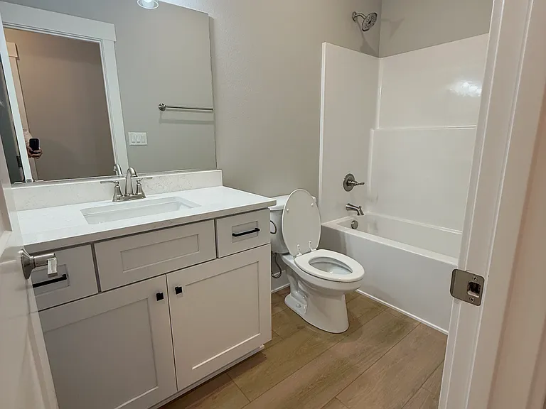 16757 Wilden Dr — Photo 11