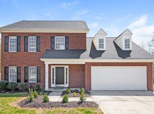 9826 Baxter Caldwell Dr, Charlotte, NC 28213