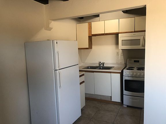 4th image of 5842 S Park Ave #2