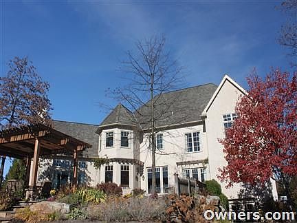 Lots of windows bring the outside inside!