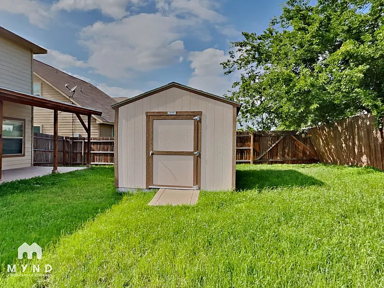 4606 Todds Farm — Photo 25