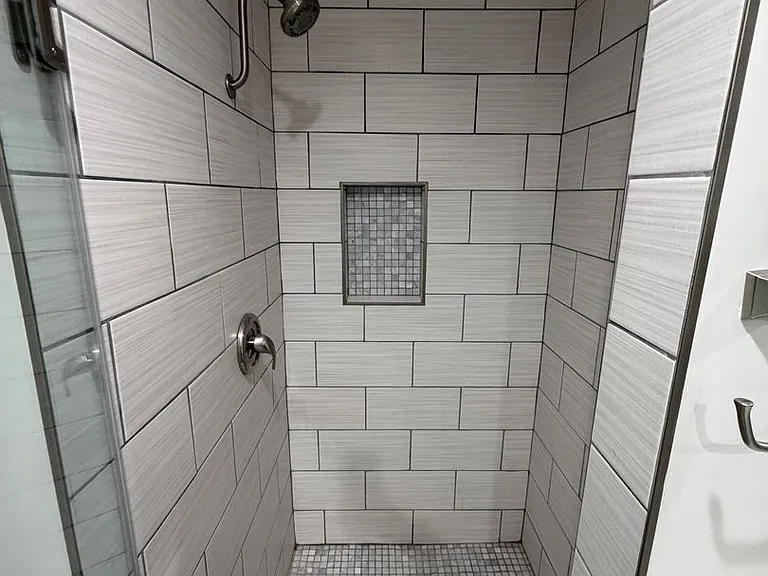 350 N Crescent Drive — Photo 13