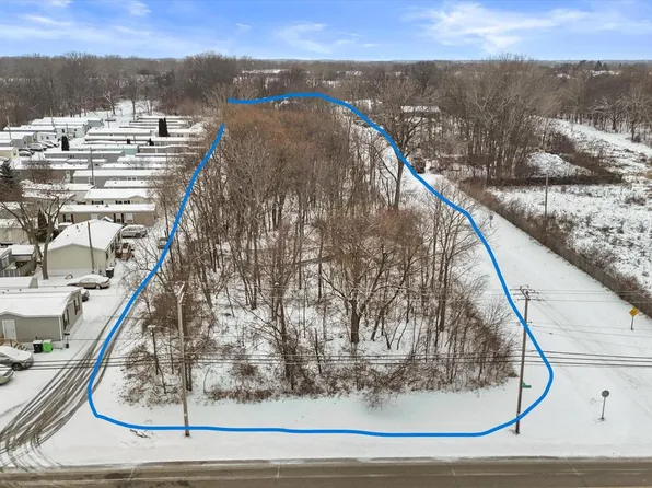 8465 South 5TH AVENUE, Oak Creek, WI 53154