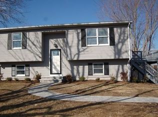 70 Boston Hill Rd, Fairhaven, MA 02719