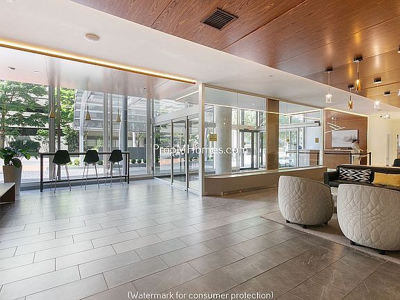 Lobby and Doorman Reception 