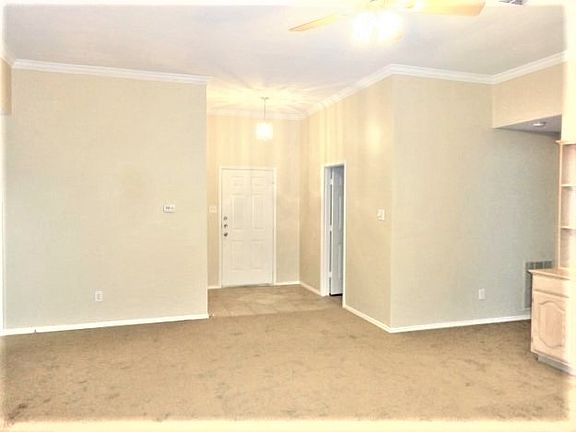 2nd image of 948 Santa Fe Dr