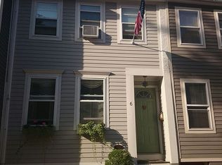 6 Hancock St, Charlestown, MA 02129