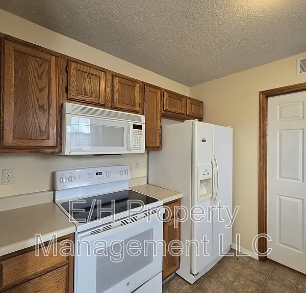 4460 S Elizabeth Ave — Photo 29
