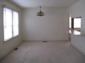 3rd image of 1200 W Ash St