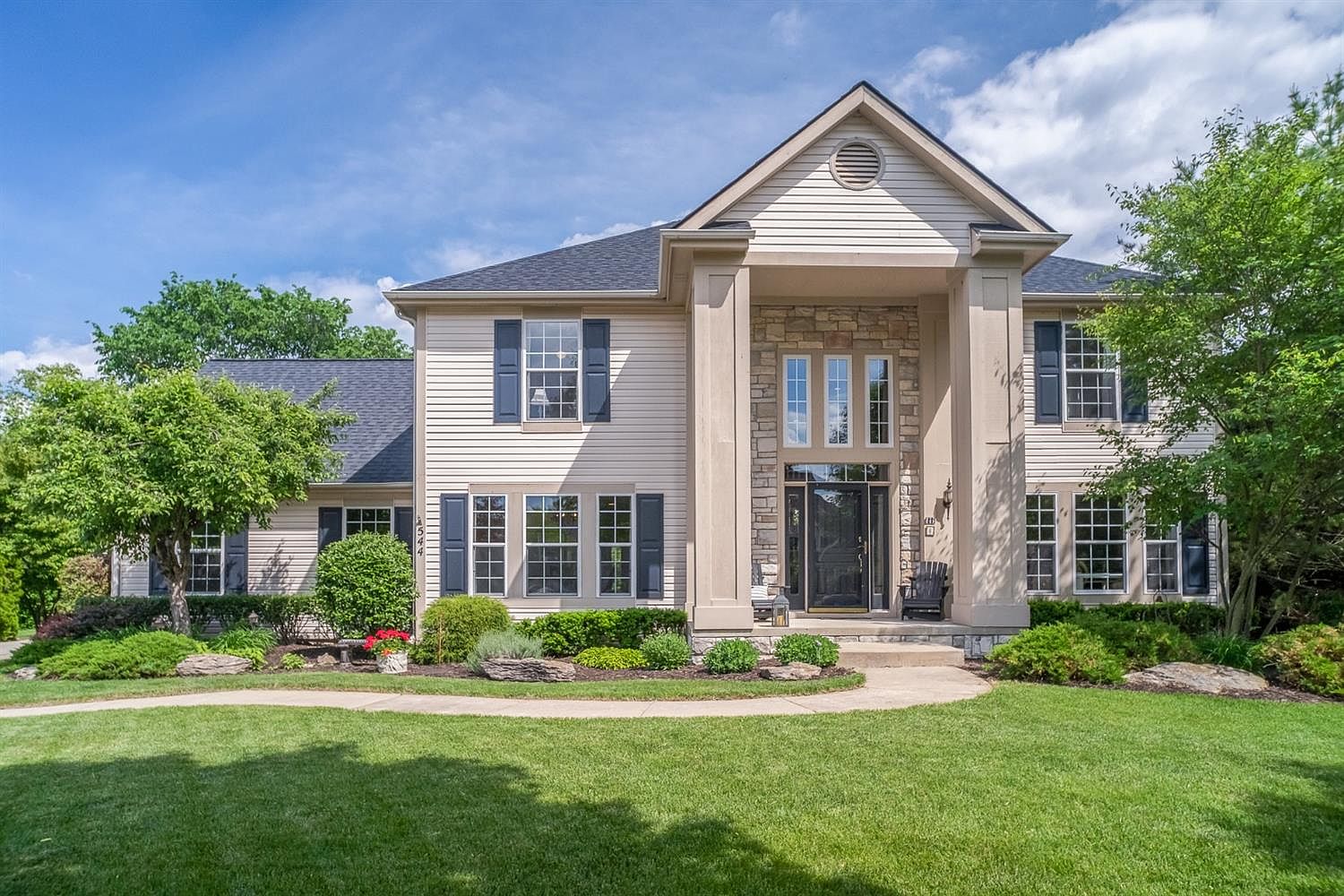 544 E Castlebury Cir, Saline, MI 48176 Zillow