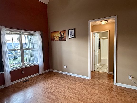 5th image of 116 Bryan James Ln