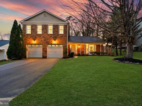 7204 Joshua Tree Ln, Springfield, VA 22152