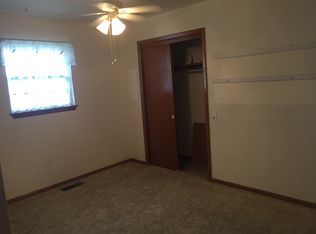 413 Spruce Dr, Festus, MO 63028