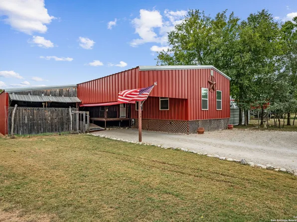 639 RIVER BEND RD, Bandera, TX 78003