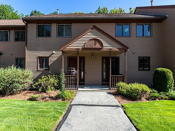 3rd image of 504 Eastview Drive #504