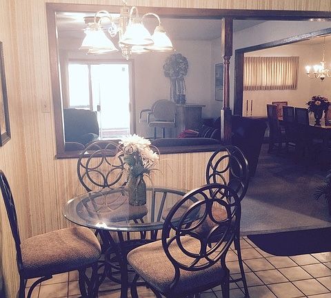 4th image of 135 Johnathan Ave