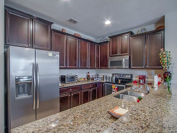 2nd image of 664 Hopemore Pl