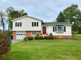 192 Fairview Dr, Lewisburg, PA 17837