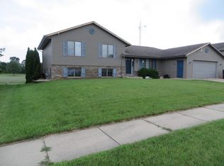 3449 Tennyson Dr, Janesville, WI 53548