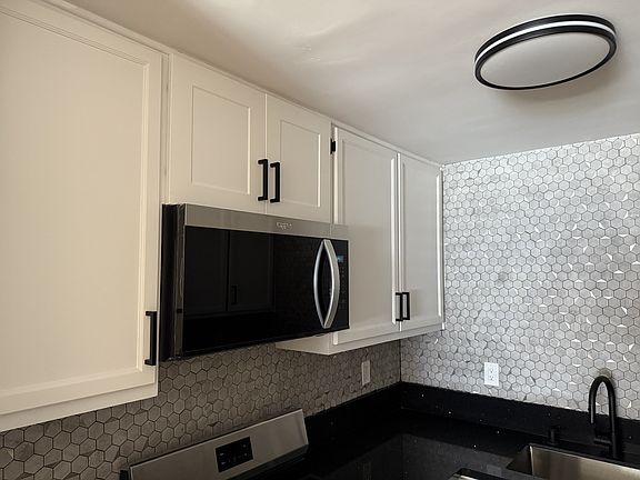 3rd image of 4317-4323 Perlita Ave #2