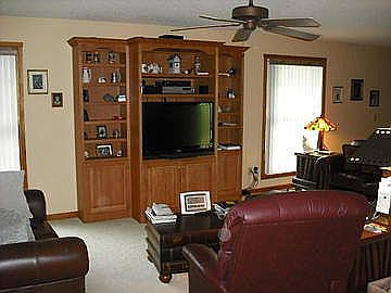 5th image of 14396 Rolling Hills Dr