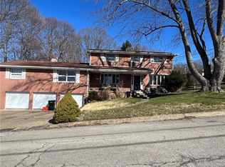1906 Grant St, Aliquippa, PA
