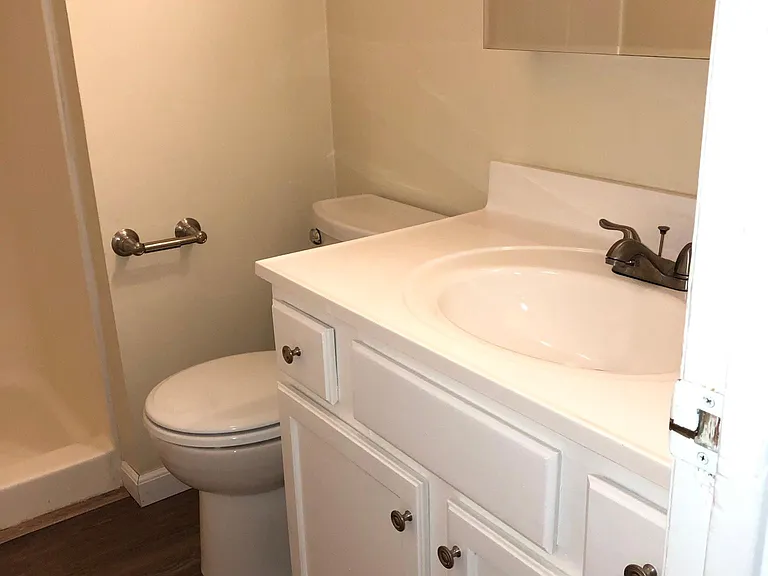 122 Marlowe Ct — Photo 11