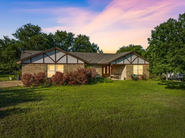 601 Rolling Hills Rd, Gatesville, TX 76528
