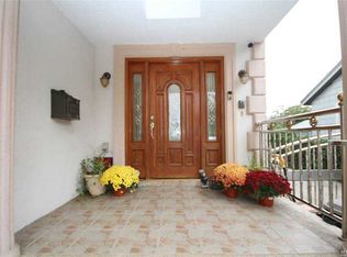 146-33 32nd Ave, Flushing, NY 11354