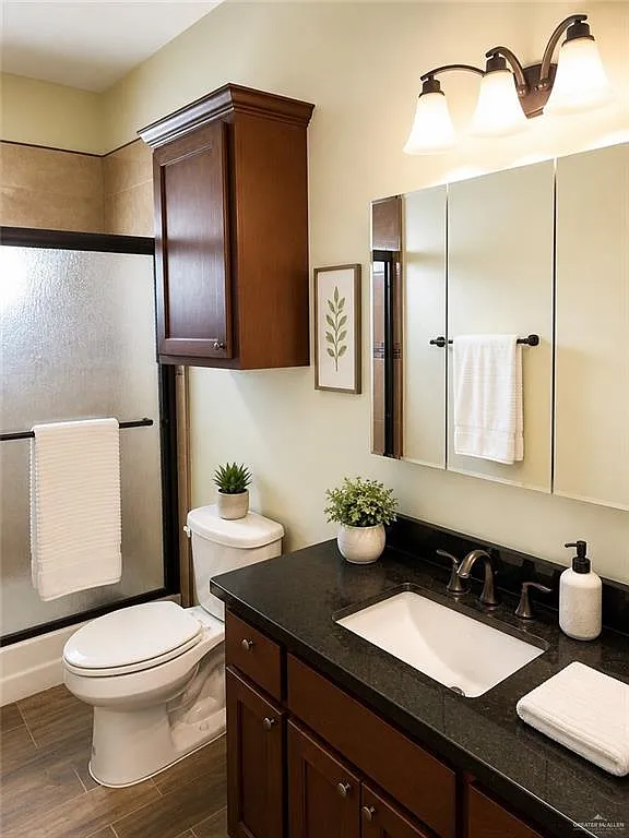 2 bed, 2.0 bath, 956 sqft, $950 — Photo 3