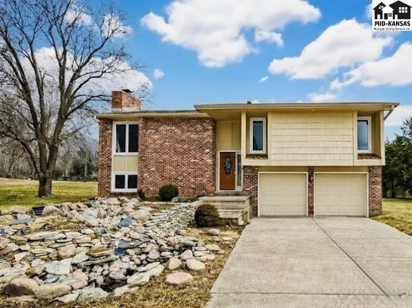 4108 Sherwood Dr, Hutchinson, KS 67502