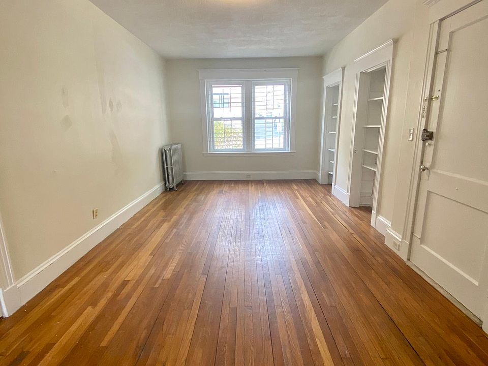 1st image of 131 Englewood Ave #6