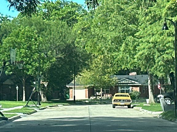 4th image of 217 Charlotte Ave