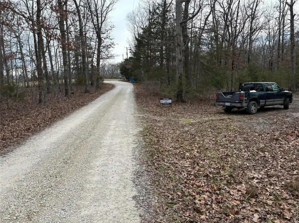 8900 Running Deer Dr, Dittmer, MO 63023