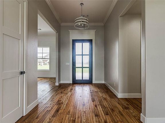 5th image of 3130 Firefly Dr